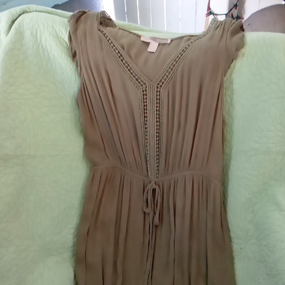 Long short sleeve green dress by forever 21